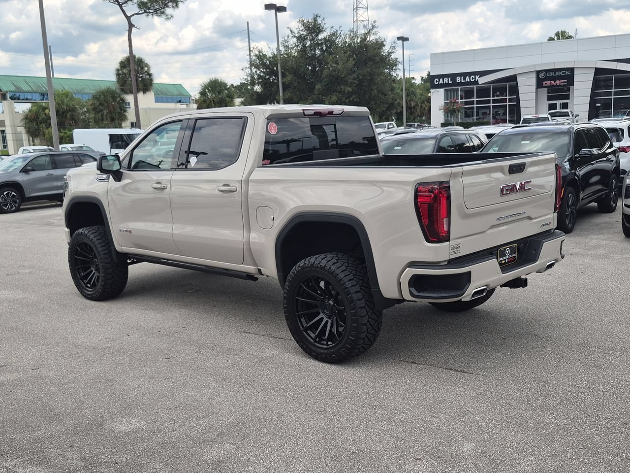 2026 GMC Sierra 1500 AT4 - Photo 6