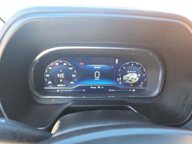 Used 2023 White Chevrolet Premier image 12