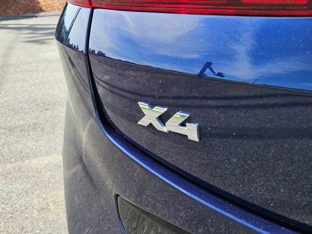 Used 2025 Tanzanite Blue II Metallic BMW M40i image 11