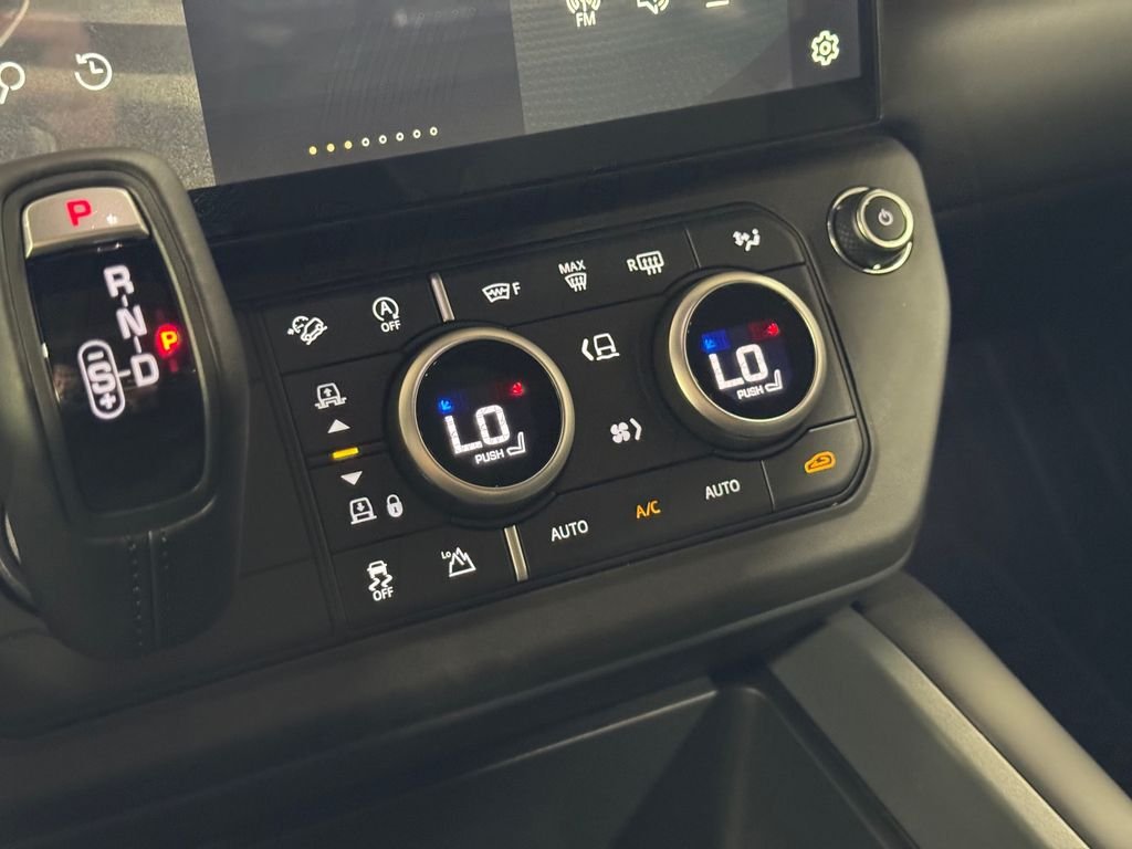 New 2026 Borasco Grey Land Rover X-Dynamic SE image 20