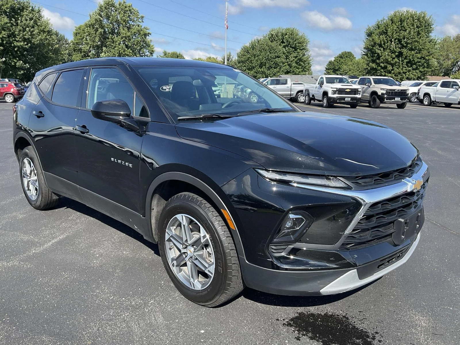 Used 2025 Black Chevrolet LT image 3