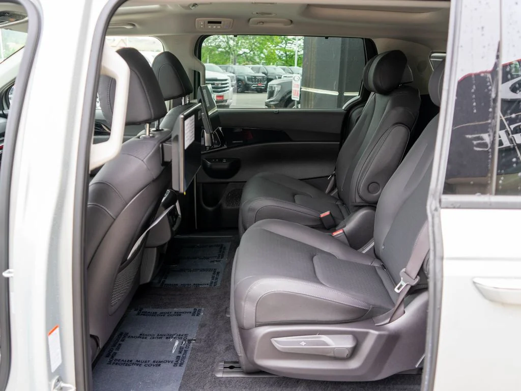 New 2026 Ivory Silver Kia SX Prestige image 14