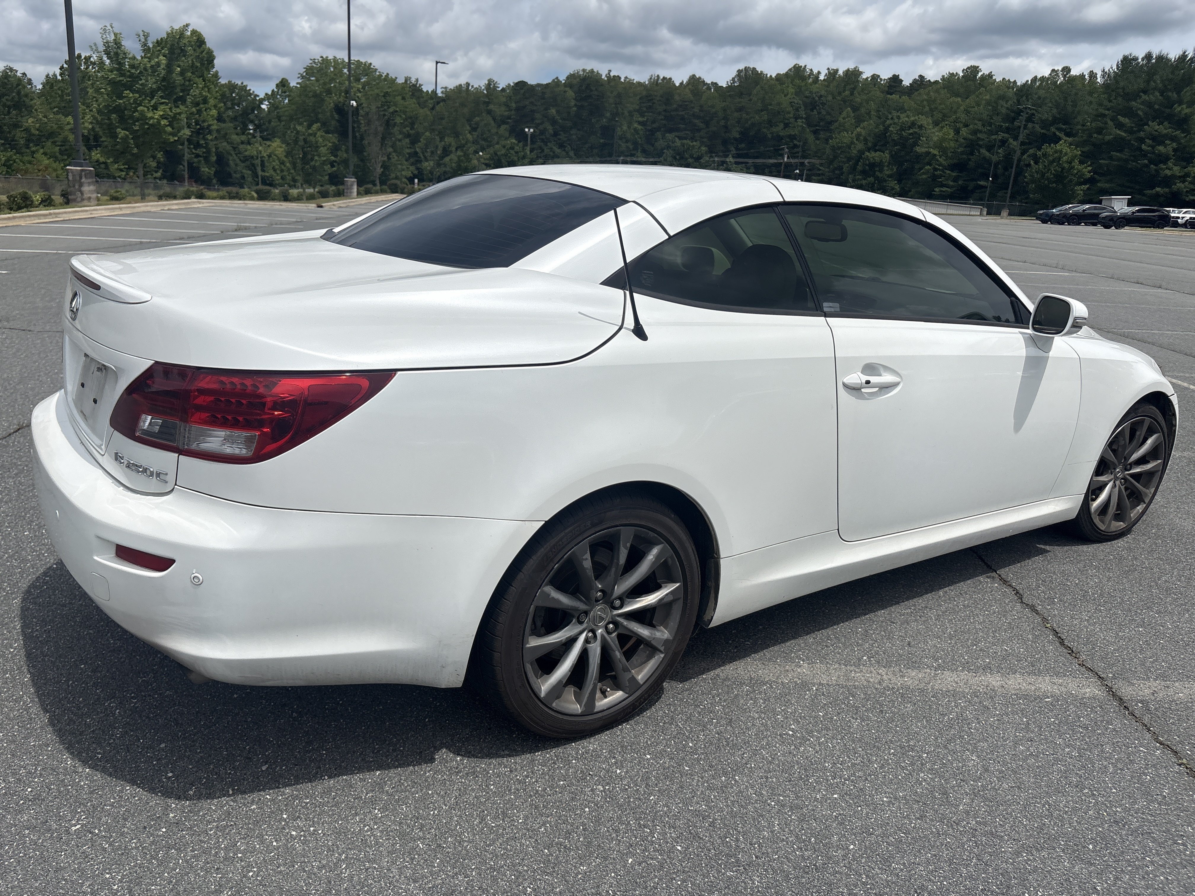 Used 2013 Starfire Pearl Lexus 250 C image 5