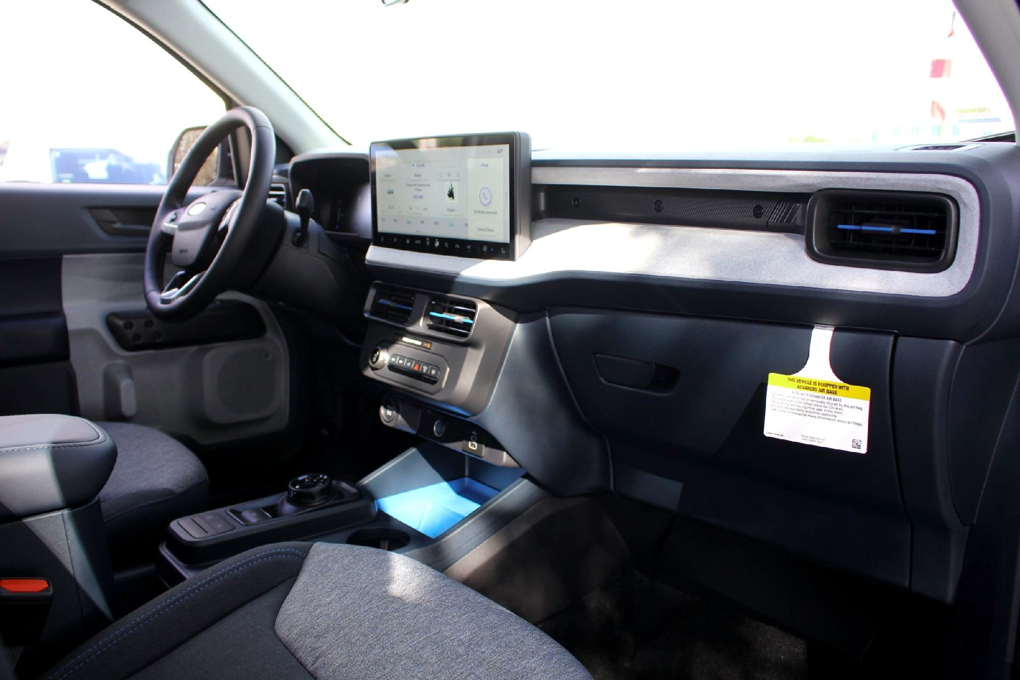 New 2026 Oxford White Ford XLT image 12
