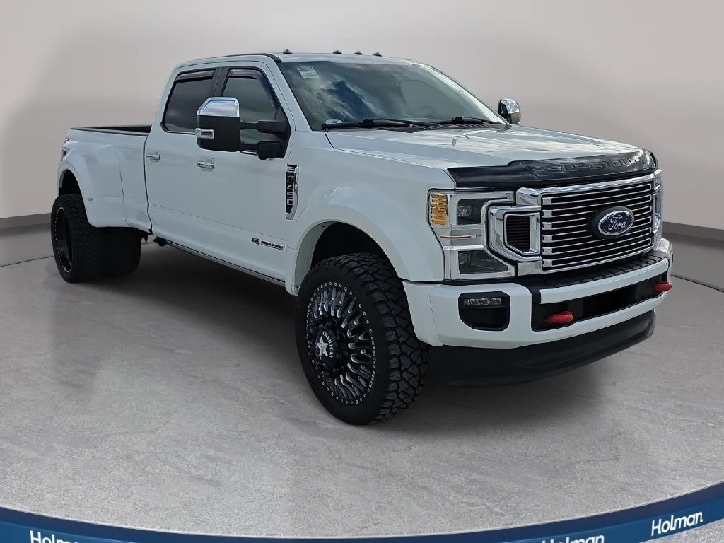 Used 2021 White Metallic Ford Platinum image 8
