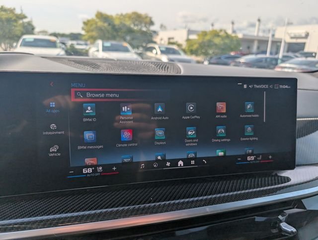 Used 2025 Gray Metallic BMW M60i image 18