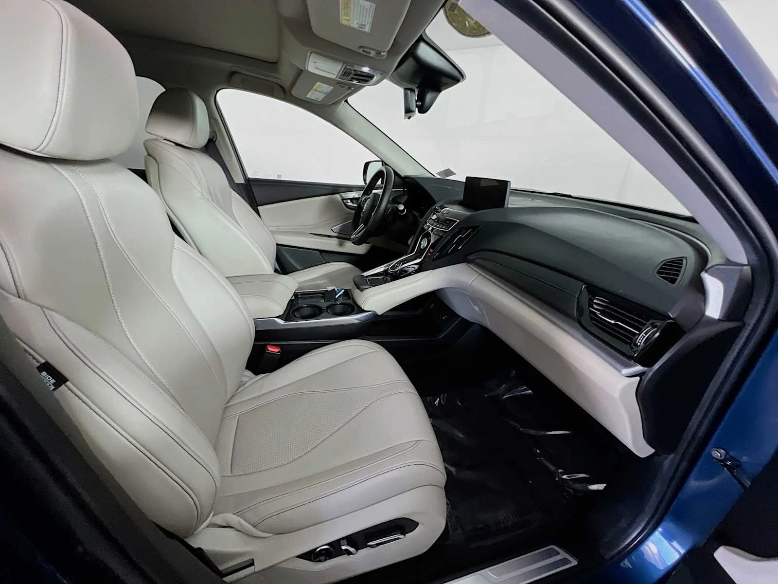Used 2025 Canyon River Blue Metallic Acura w/Technology Package image 28
