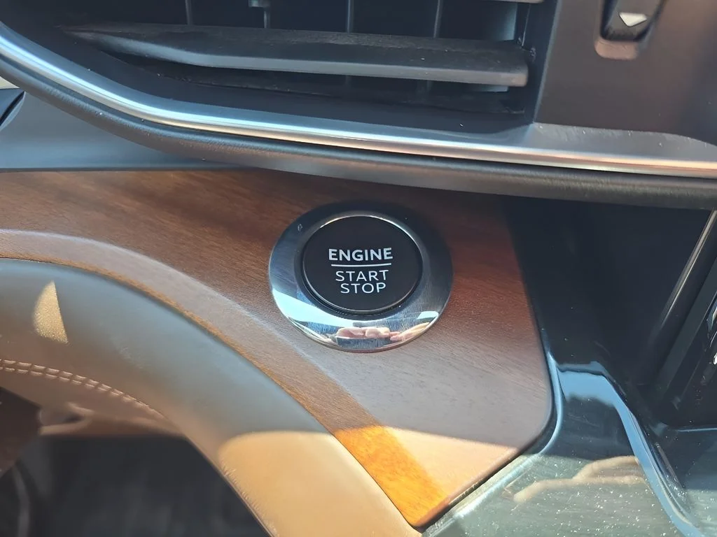 Used 2023 White Ford King Ranch image 18