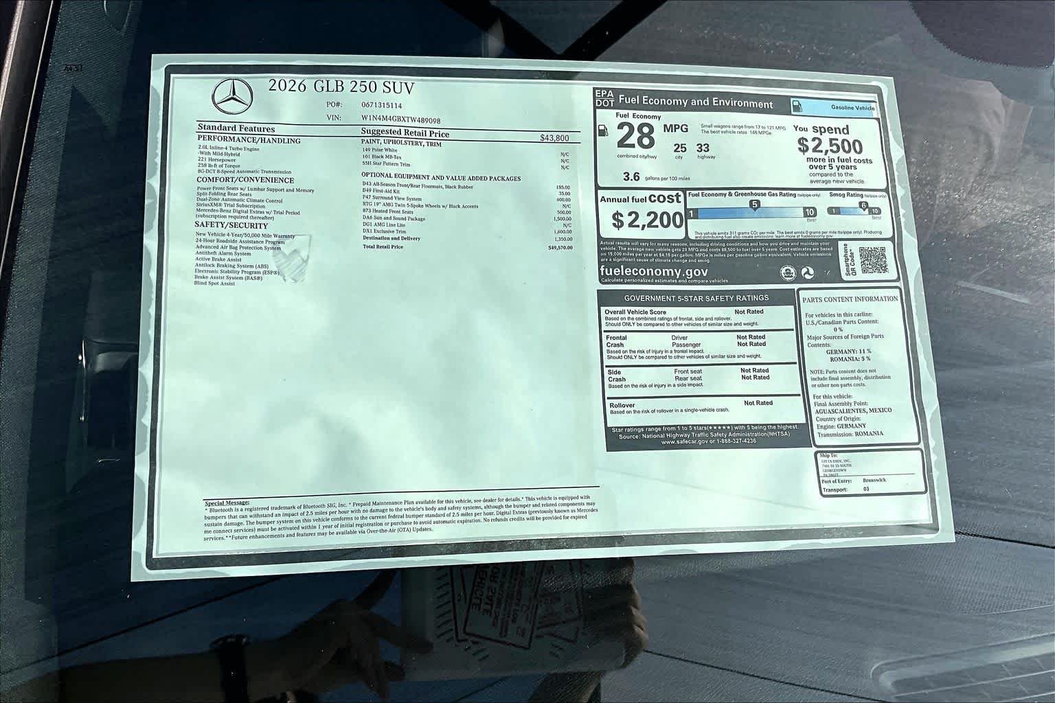 New 2026 Polar White Mercedes-Benz GLB 250 image 21