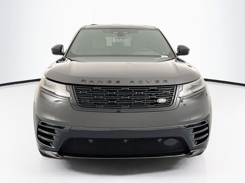 New 2026 Santorini Black Land Rover Belgravia Edition image 2