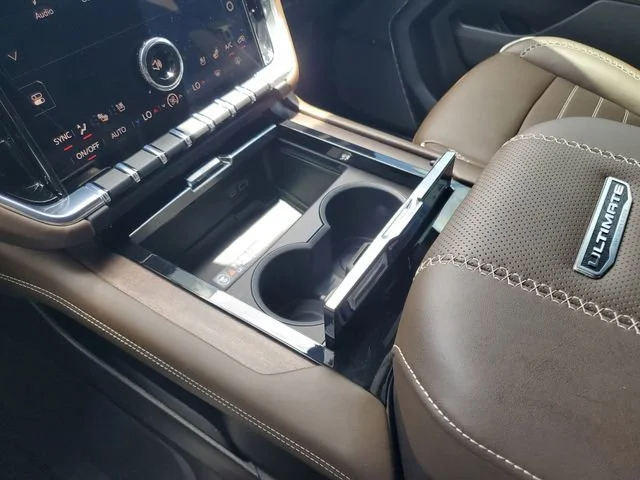Used 2025 White Frost Tricoat GMC Denali Ultimate image 20