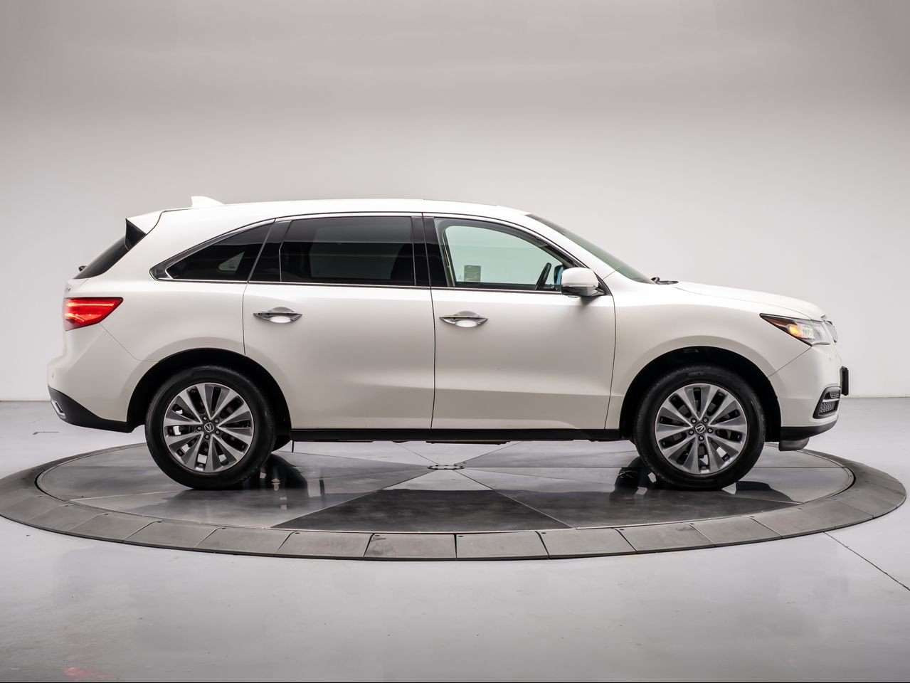 Used 2016 White Diamond Pearl Acura Tech image 6