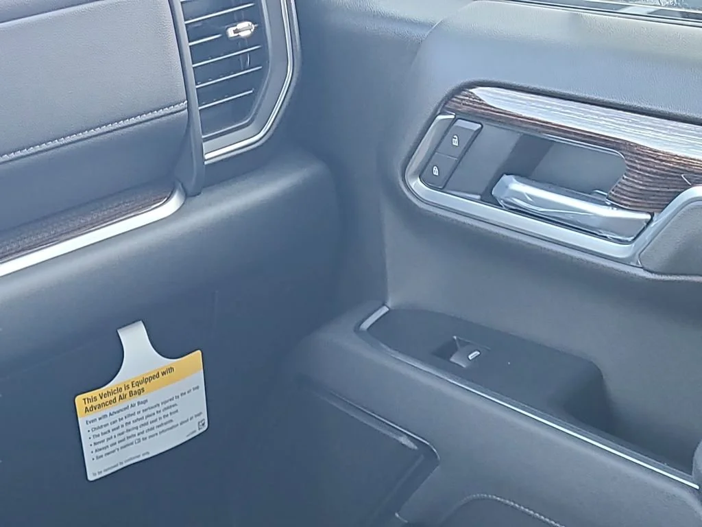 New 2026 Sterling Metallic GMC Elevation image 13