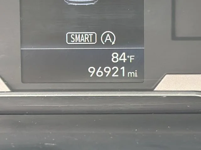 Used 2022 Gray Hyundai SEL image 27