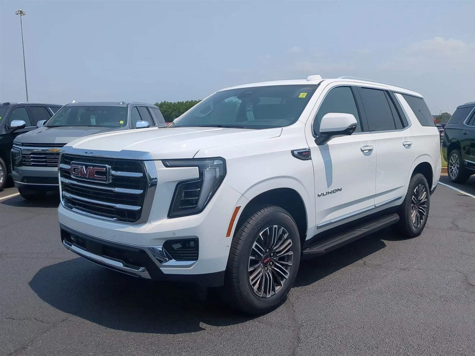 New 2026 Summit White GMC Elevation image 28