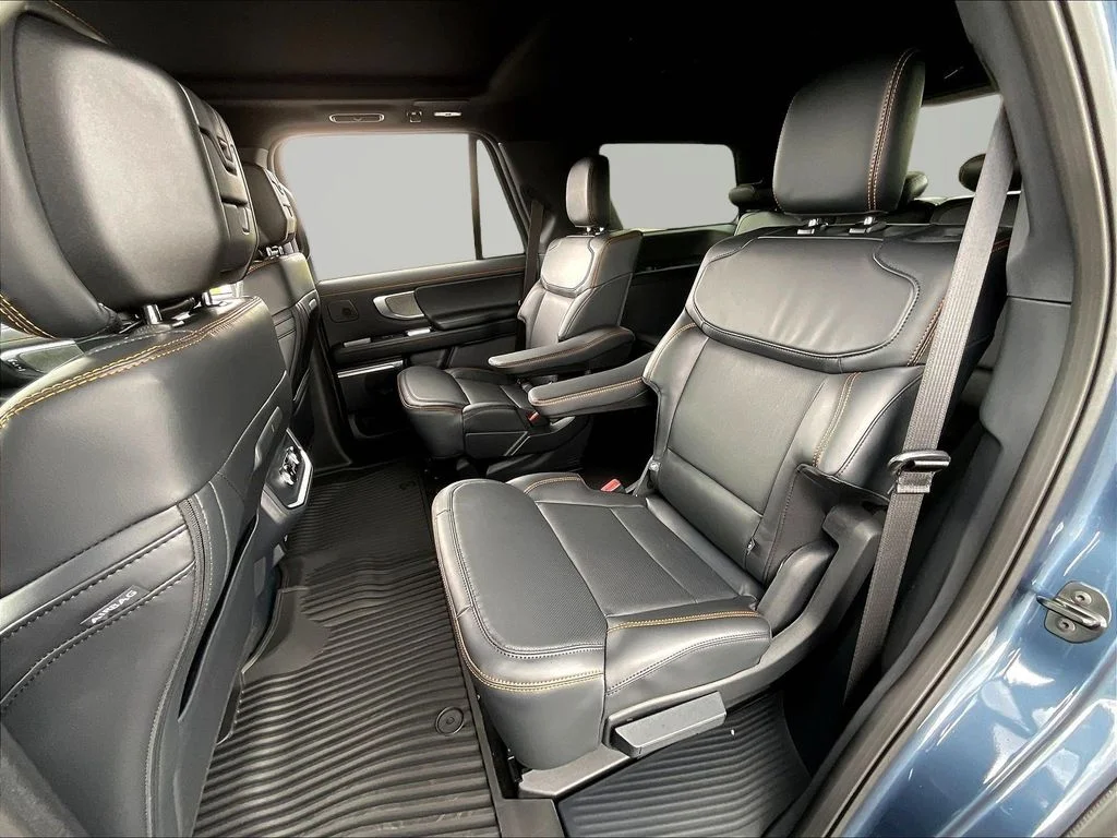 New 2027 Nocturnal Blue Metallic Ford Tremor® image 27