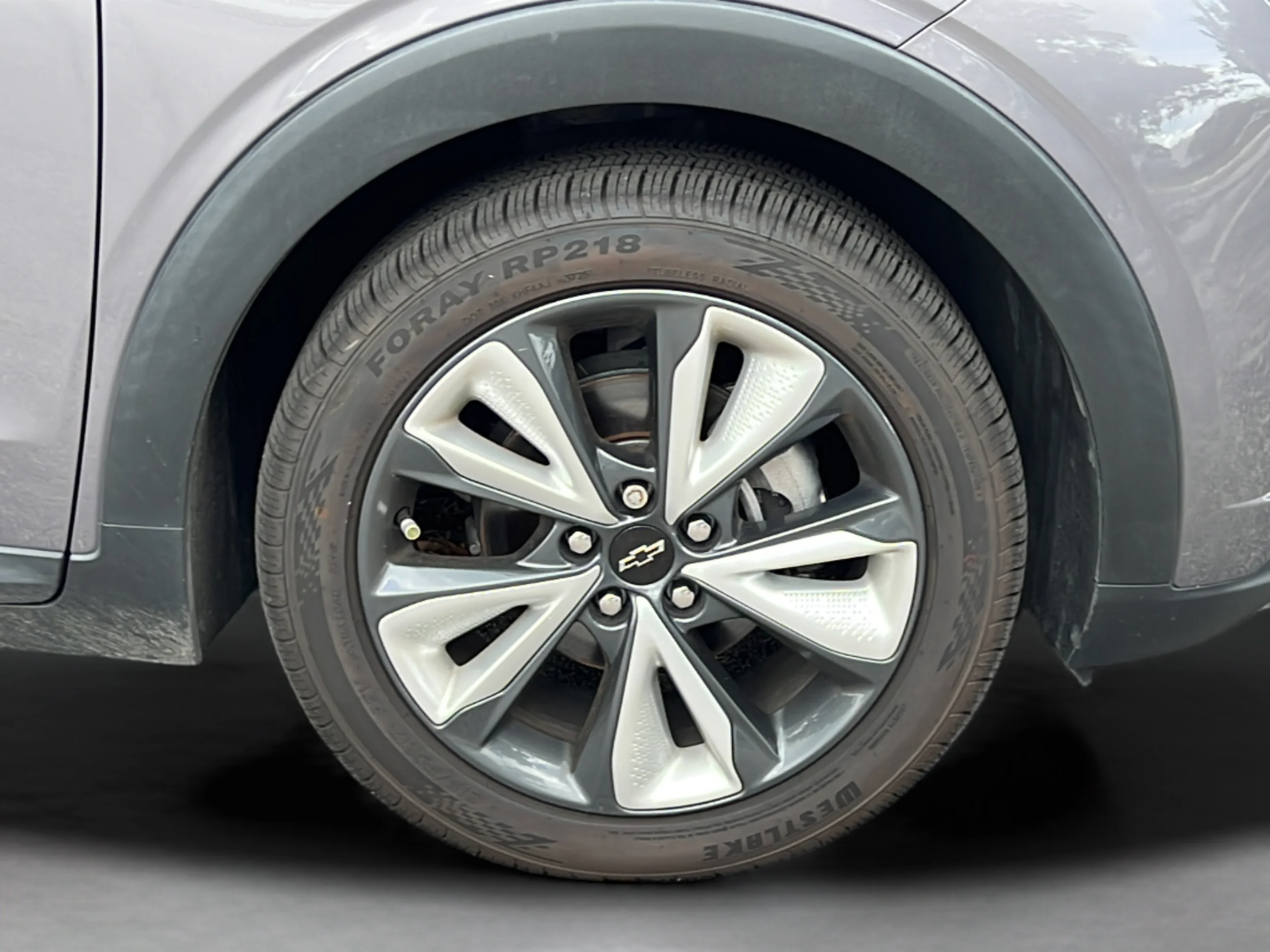 Used 2022 Gray Ghost Metallic Chevrolet LT image 23