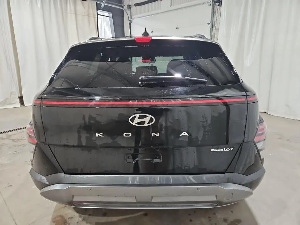 Used 2024 Abyss Black Pearl Hyundai Limited image 6