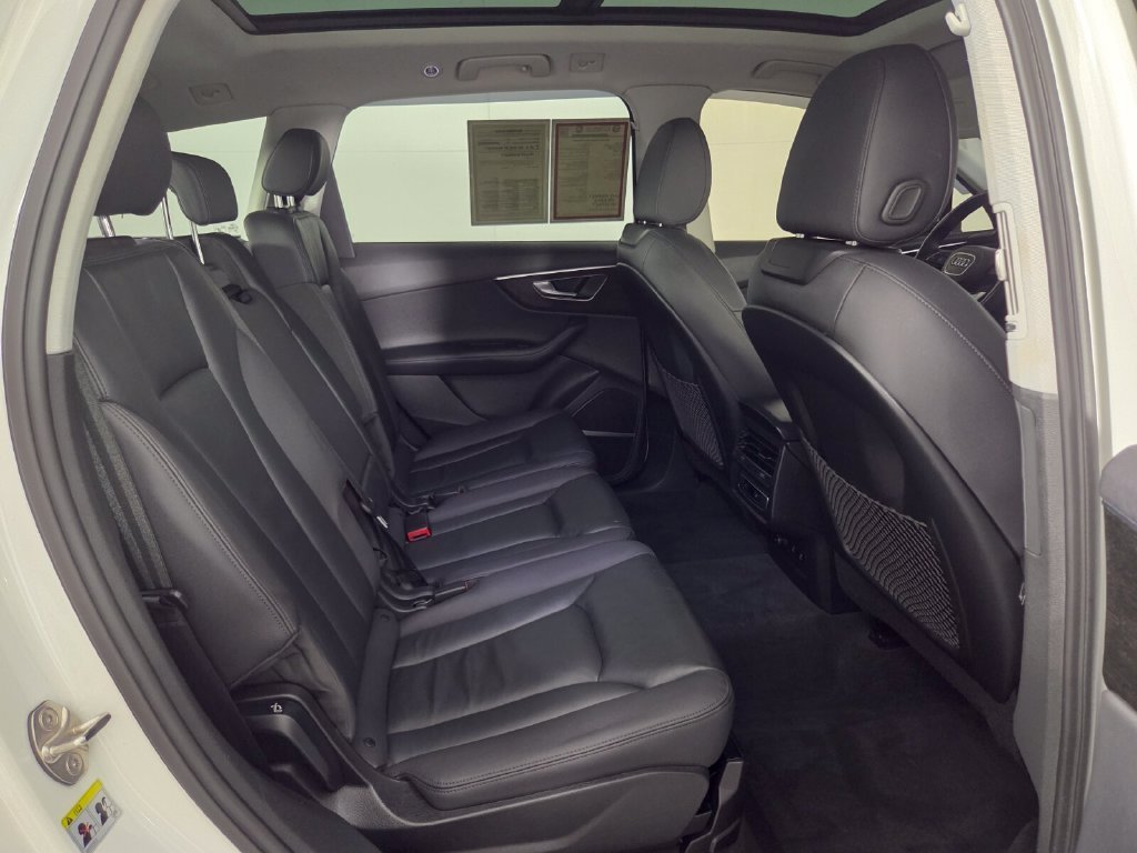 2023 Audi Q7 Premium Plus - Photo 31
