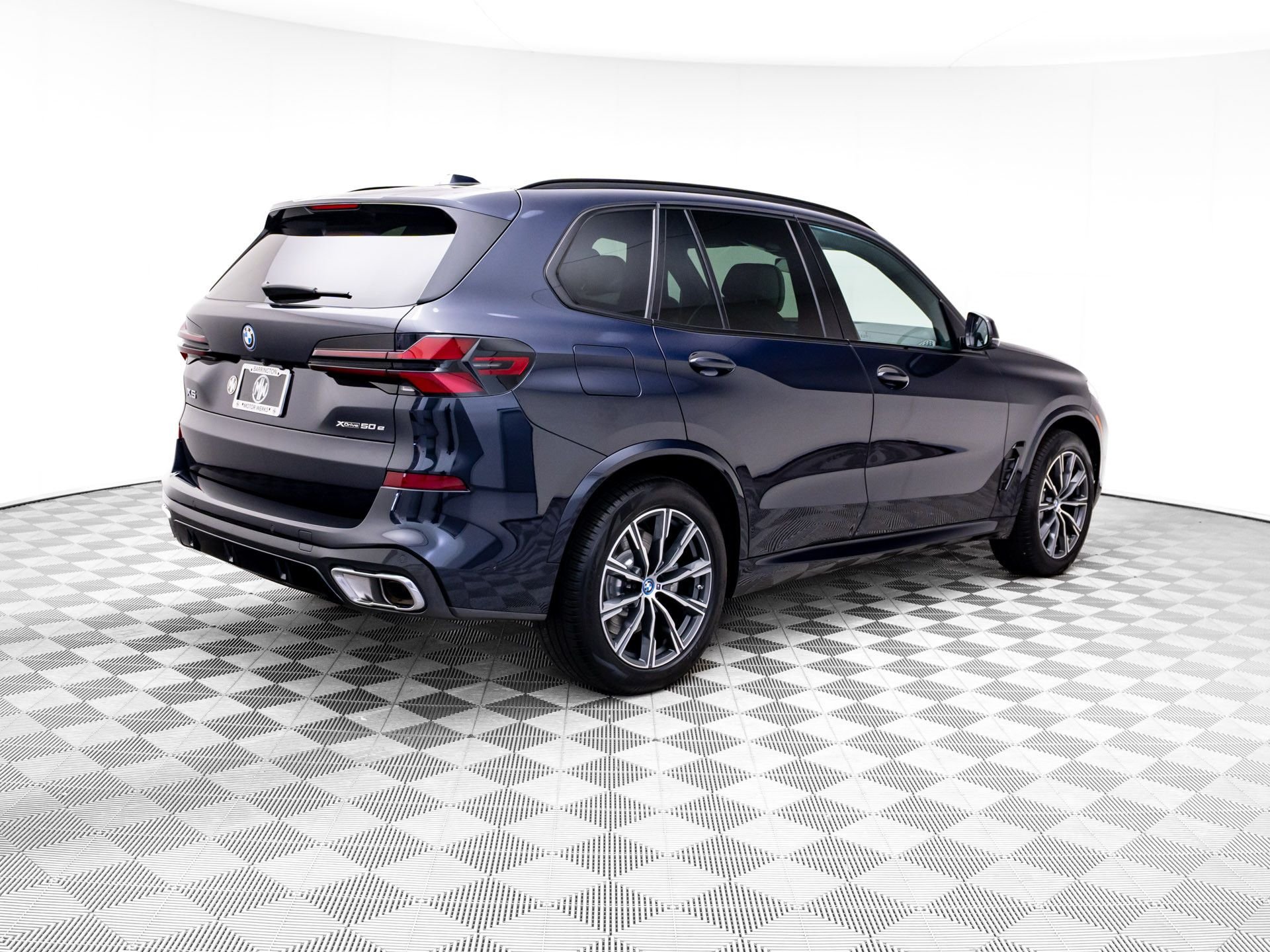 Certified Used 2025 Carbon Black Metallic BMW xDrive50e image 5