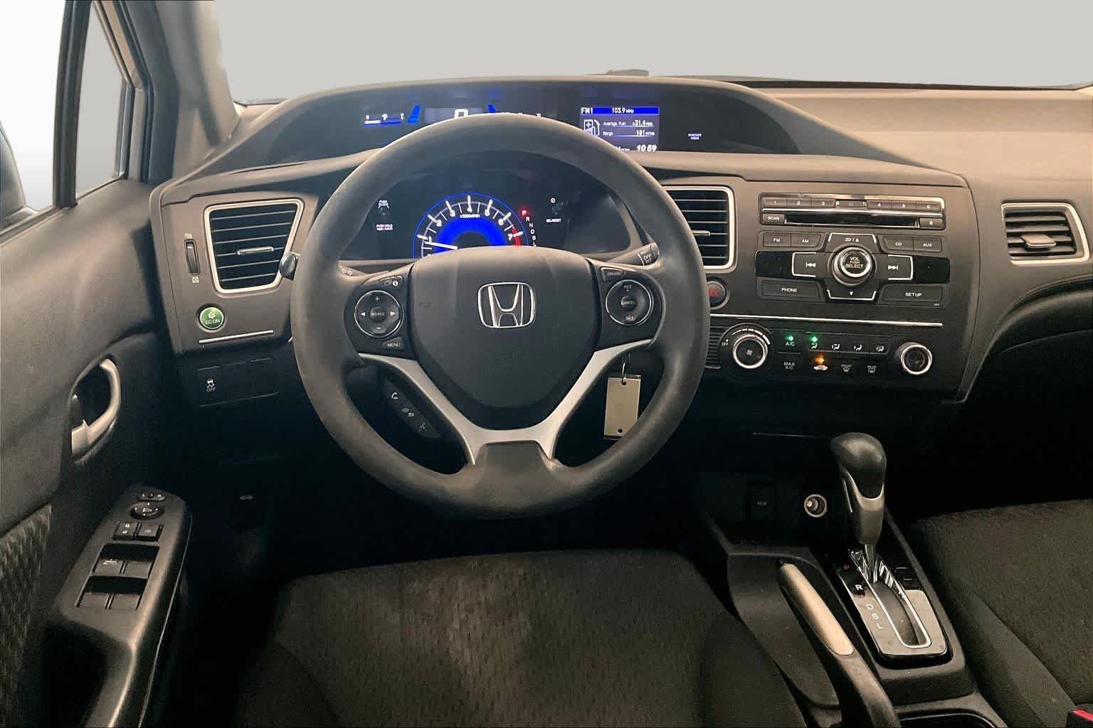 Used 2014 Alabaster Silver Metallic Honda LX image 15