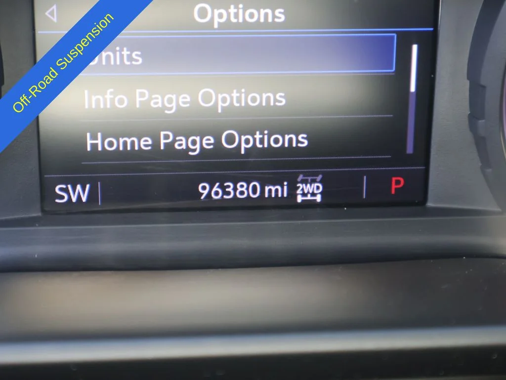 Used 2020 Summit White Chevrolet LT image 30