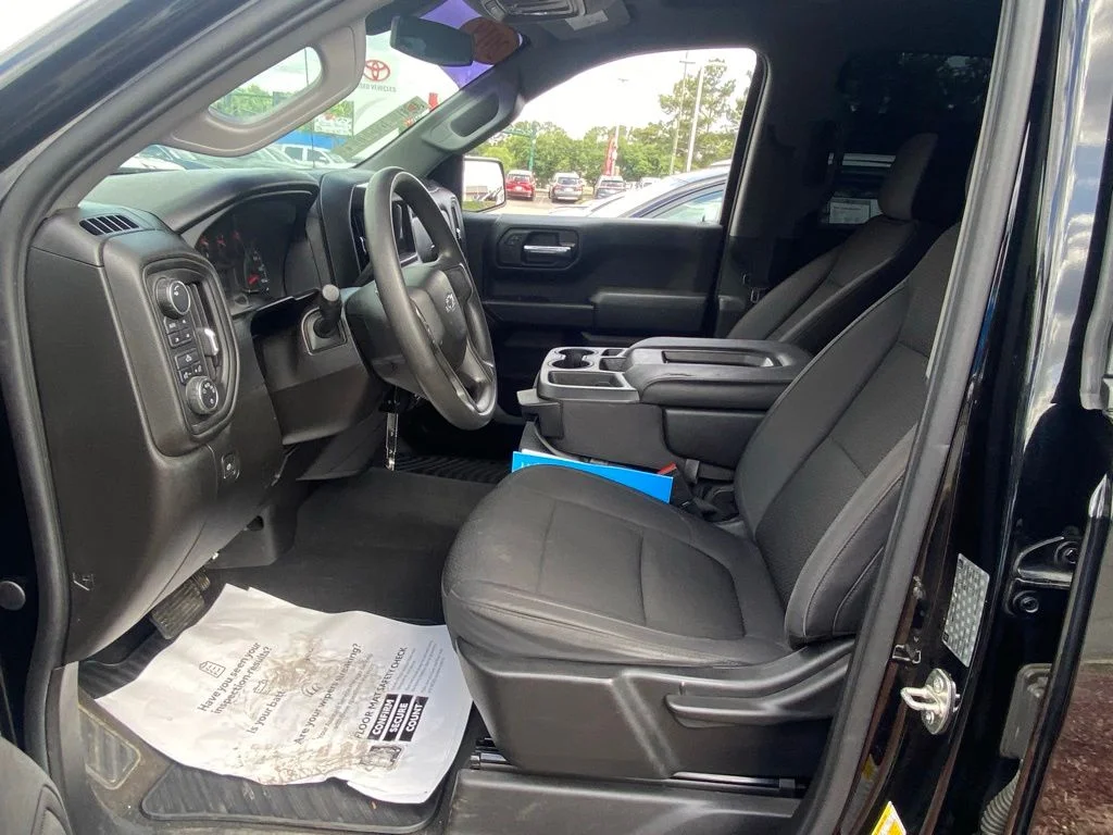 Used 2019 Black Chevrolet Custom Trail Boss image 6