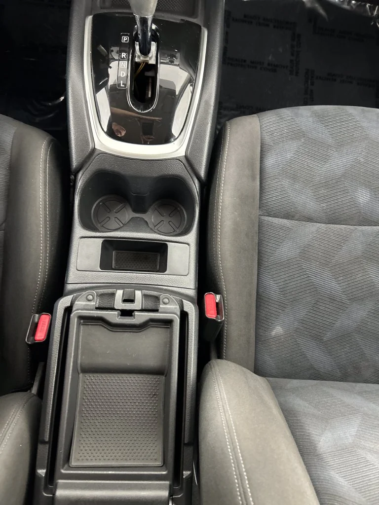 Used 2015 Gray Nissan S image 15