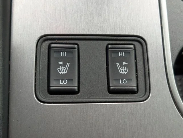 Used 2024 Gray Nissan SV image 18