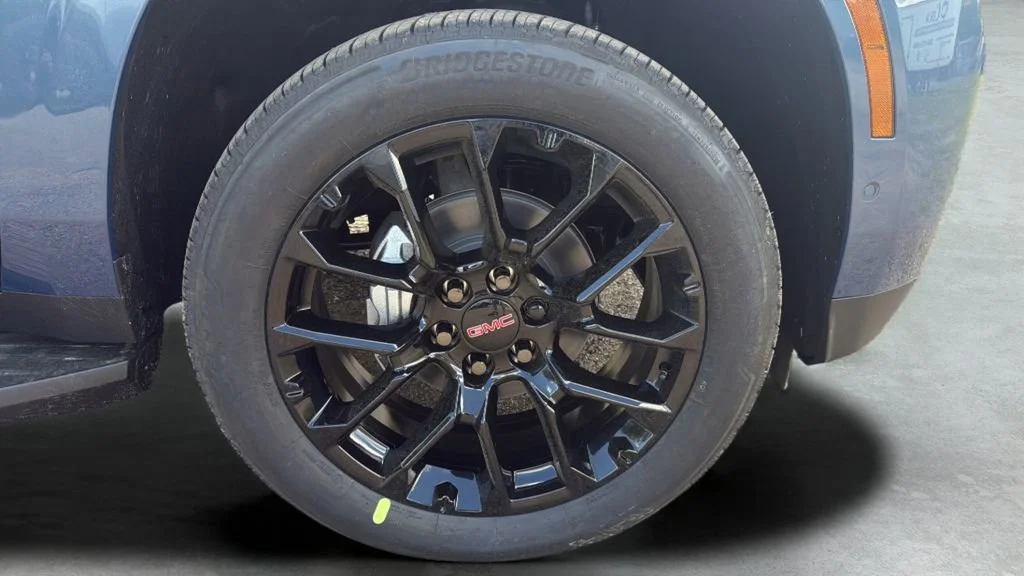 New 2026 Downpour Metallic GMC Elevation image 17