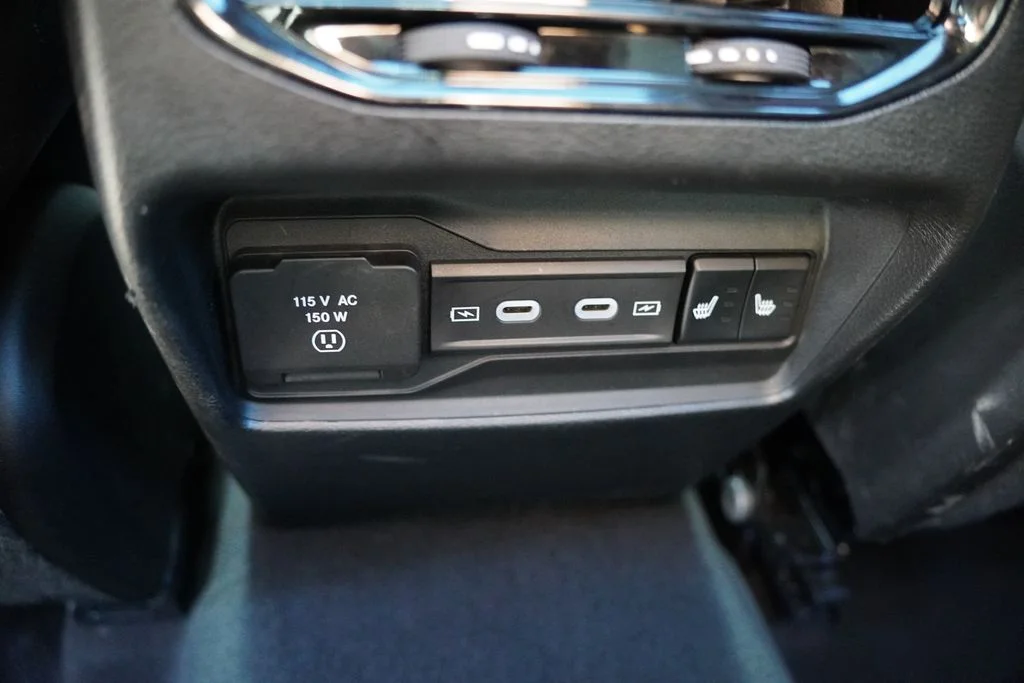 Used 2026 Baltic Gray Metallic Clearcoat Jeep Limited image 19