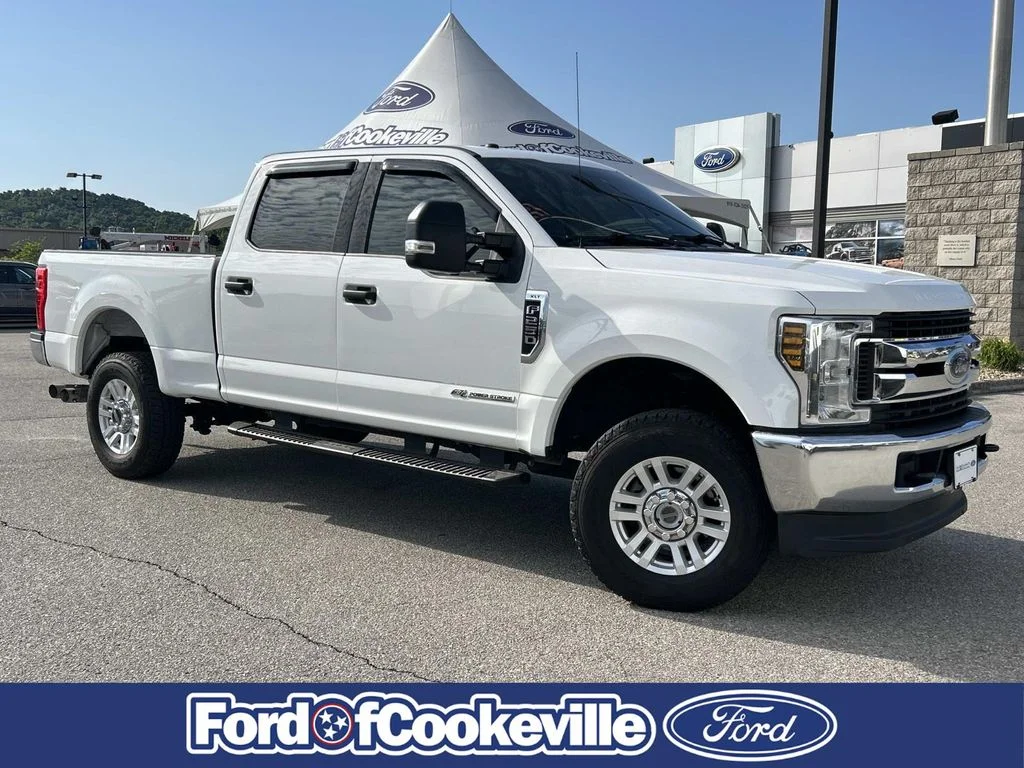 2019 Ford F-250 XLT 4x4 Crew Cab 6-3/4' Box's photo