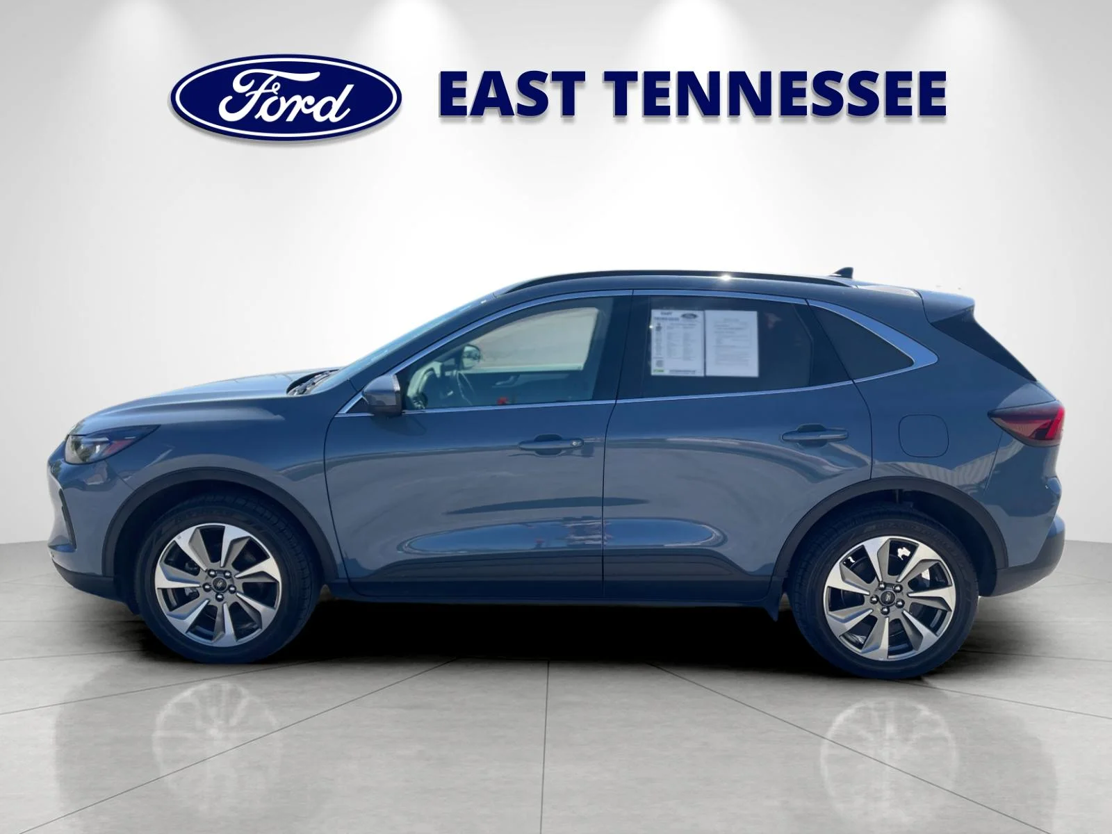 Used 2024  Ford Platinum image 6