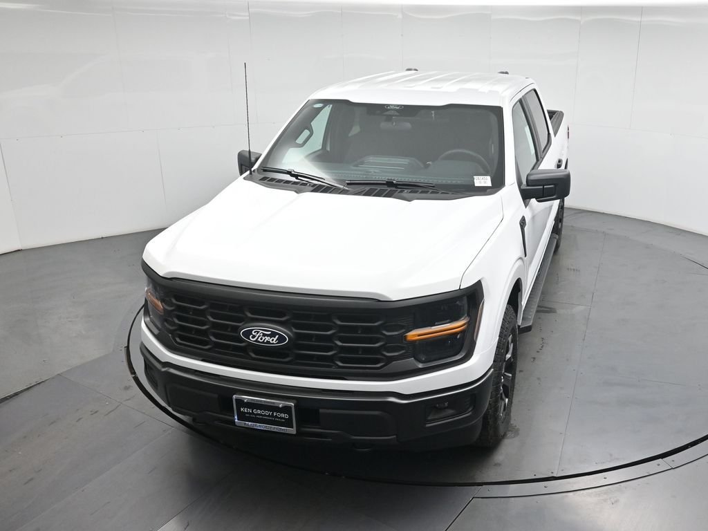 New 2026 Oxford White Ford STX image 32