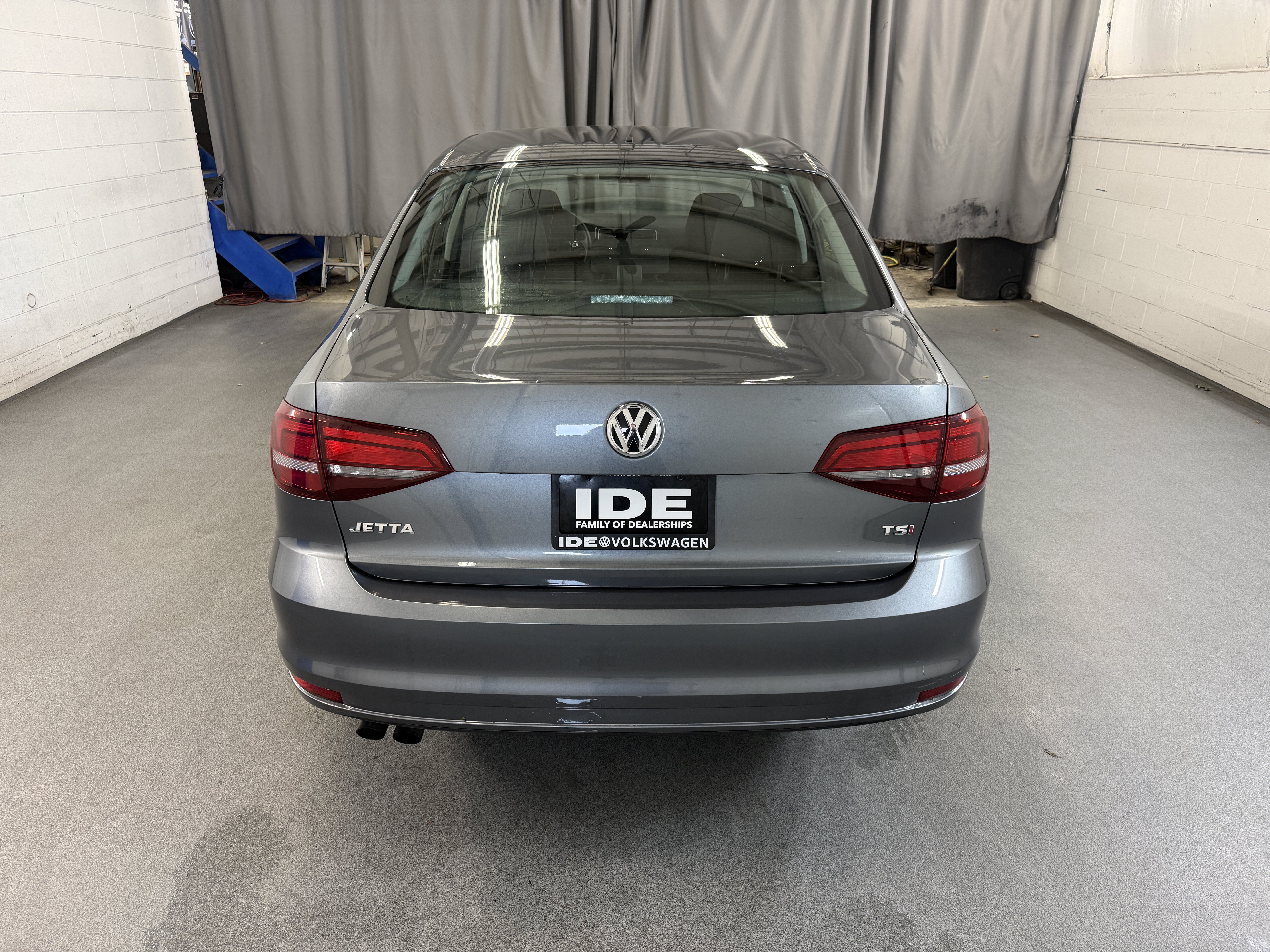 Used 2018 Platinum Gray Metallic Volkswagen 1.4T S image 7