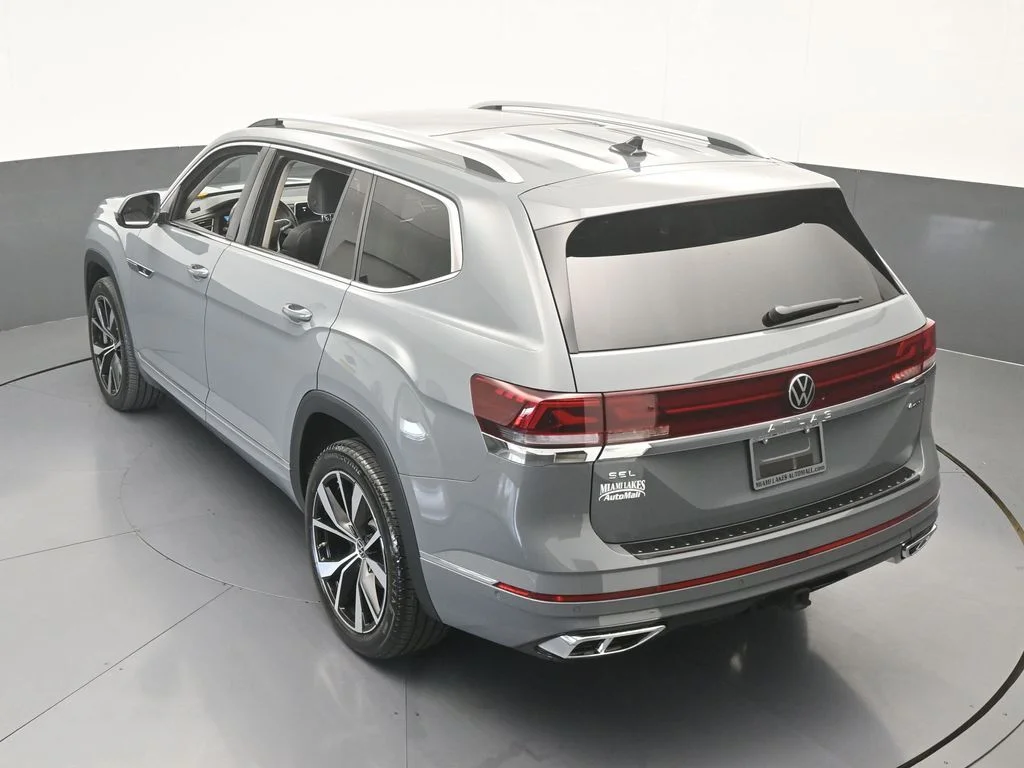 Used 2025 Gray Volkswagen 2.0T SEL Premium R-Line image 52