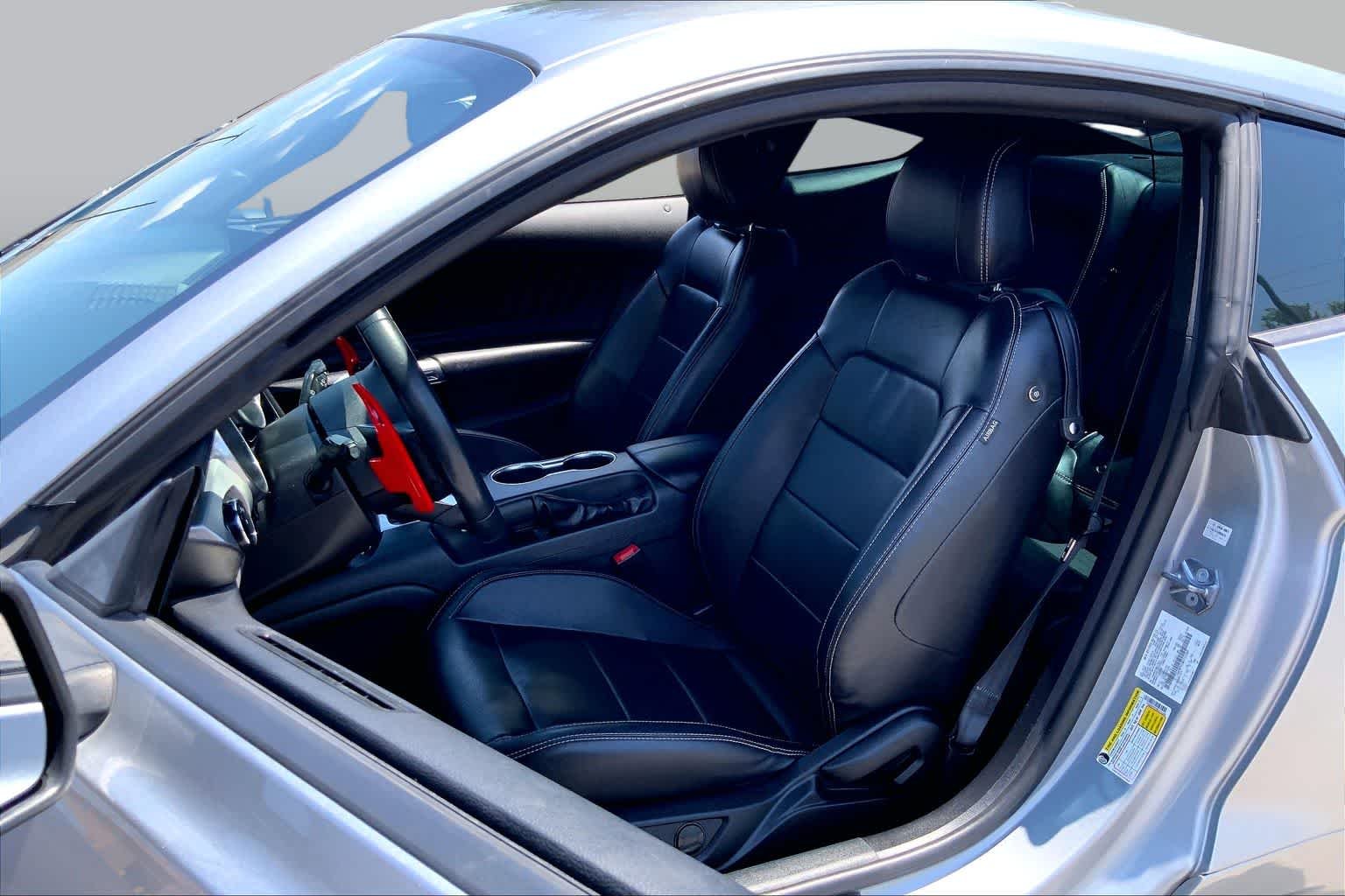 Used 2021 Iconic Silver Ford EcoBoost Premium image 6