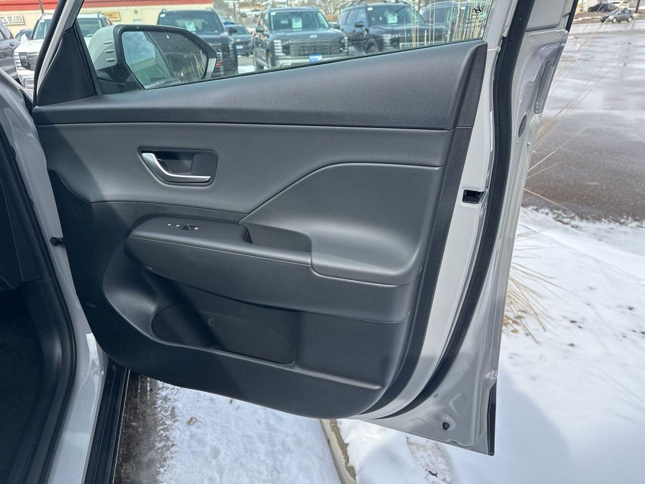 2026 Hyundai Kona Limited - Photo 33