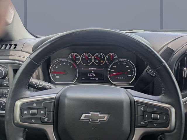 Used 2021 Silver Chevrolet RST image 28