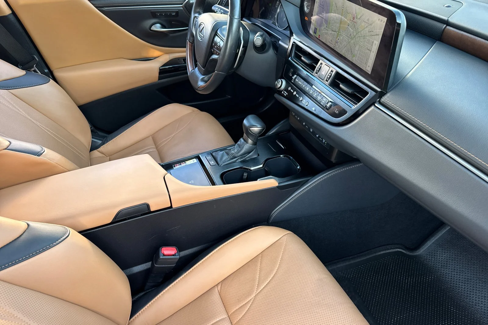 Certified Used 2025 White Pearl Lexus 300h Luxury image 12