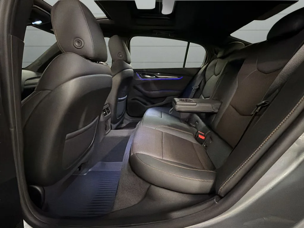 Used 2026 Silver Cadillac V-Series image 17