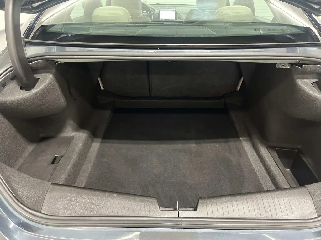 Used 2022 Shadow Metallic Cadillac Premium Luxury image 10