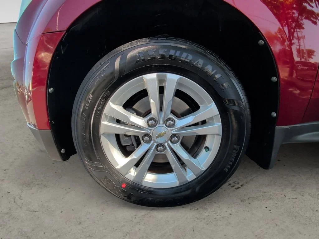 Used 2011 Cardinal Red Metallic Chevrolet LT w/1LT image 14