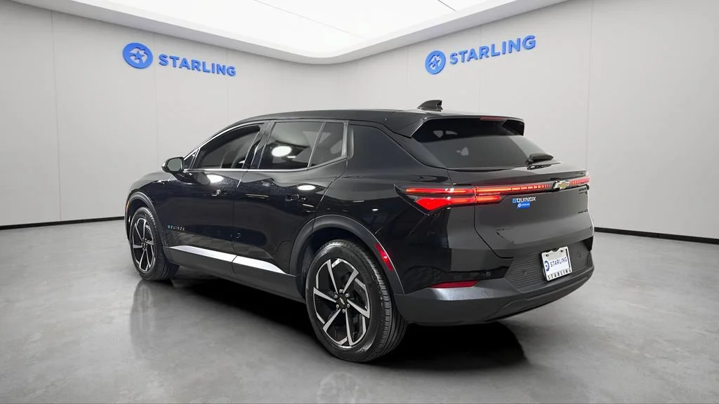 Used 2025 Black Chevrolet LT image 6