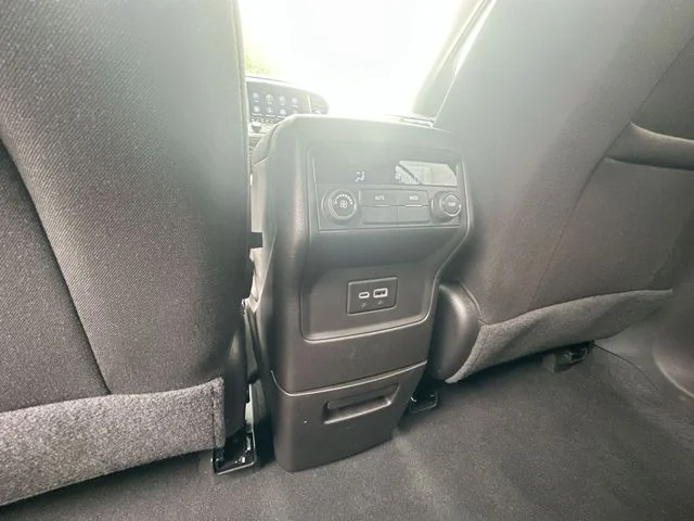 Used 2023 White GMC SLE image 24