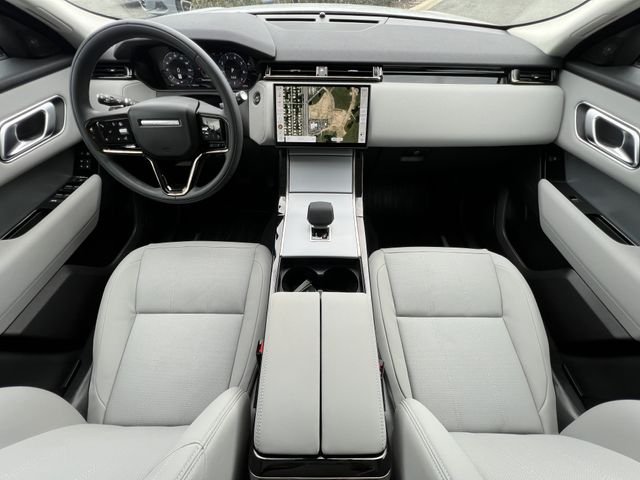 Used 2025 Fuji White Land Rover S image 14