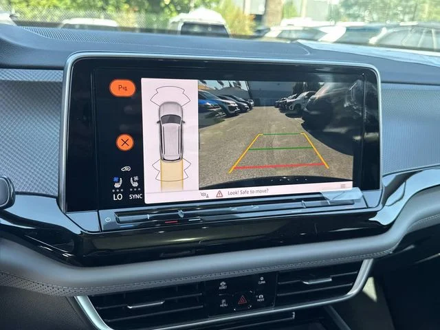 New 2026 Black Volkswagen Peak Edition image 26