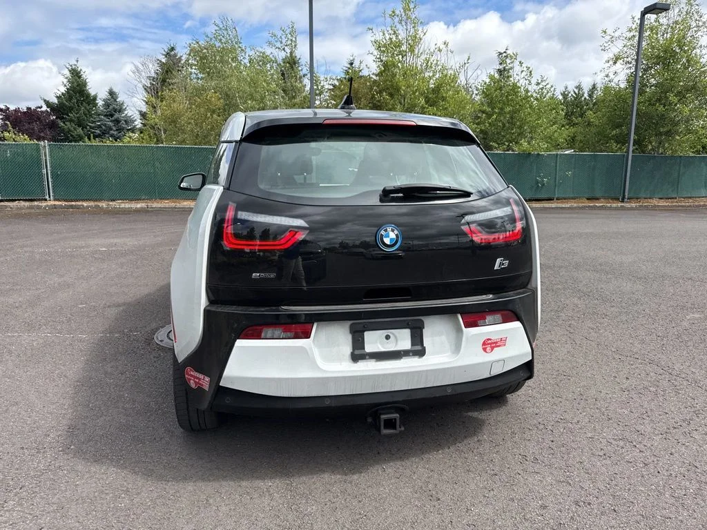 Used 2014 White BMW with Range Extender image 6
