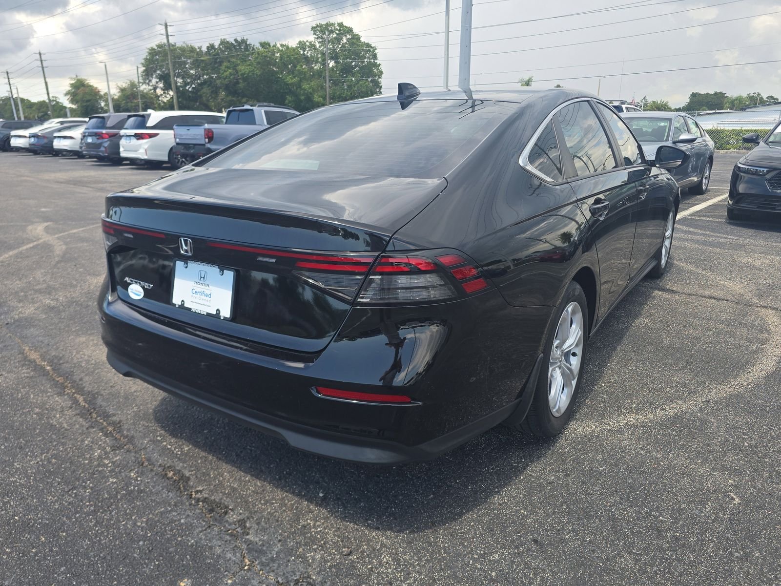 2024 Honda Accord LX - Photo 4