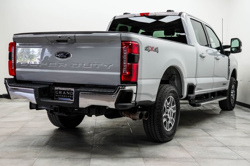 Used 2026 White Ford Lariat image 12